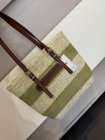 Bolso de hombro BALI verde VICTORIO &...